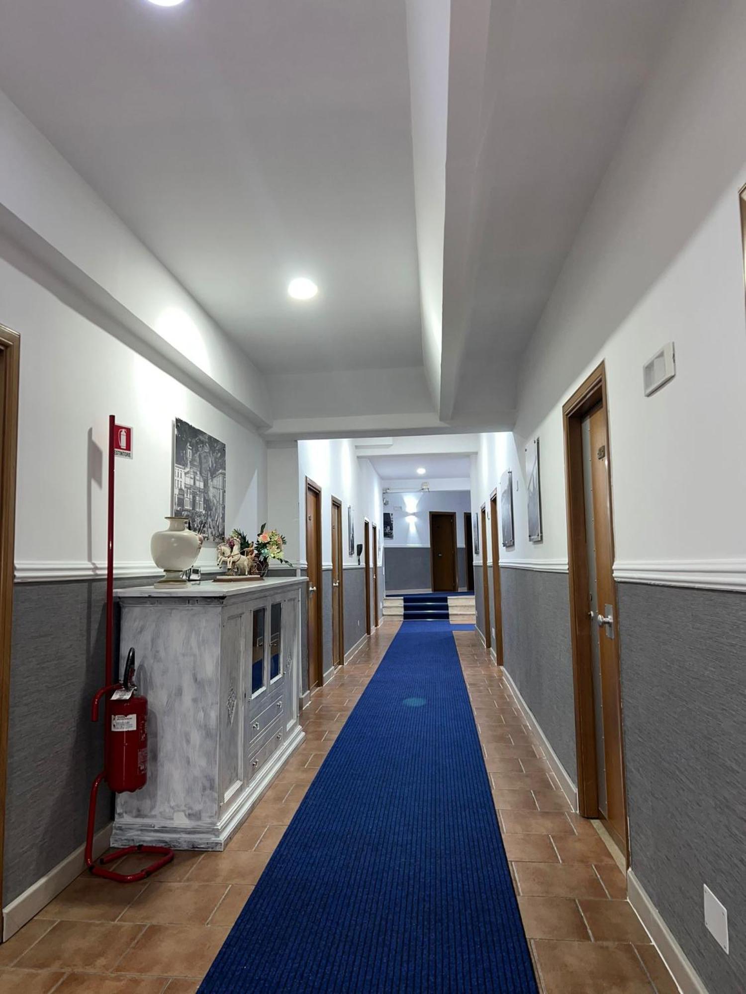 โรงแรมมาร์ตินี Casavatore ภายนอก รูปภาพ