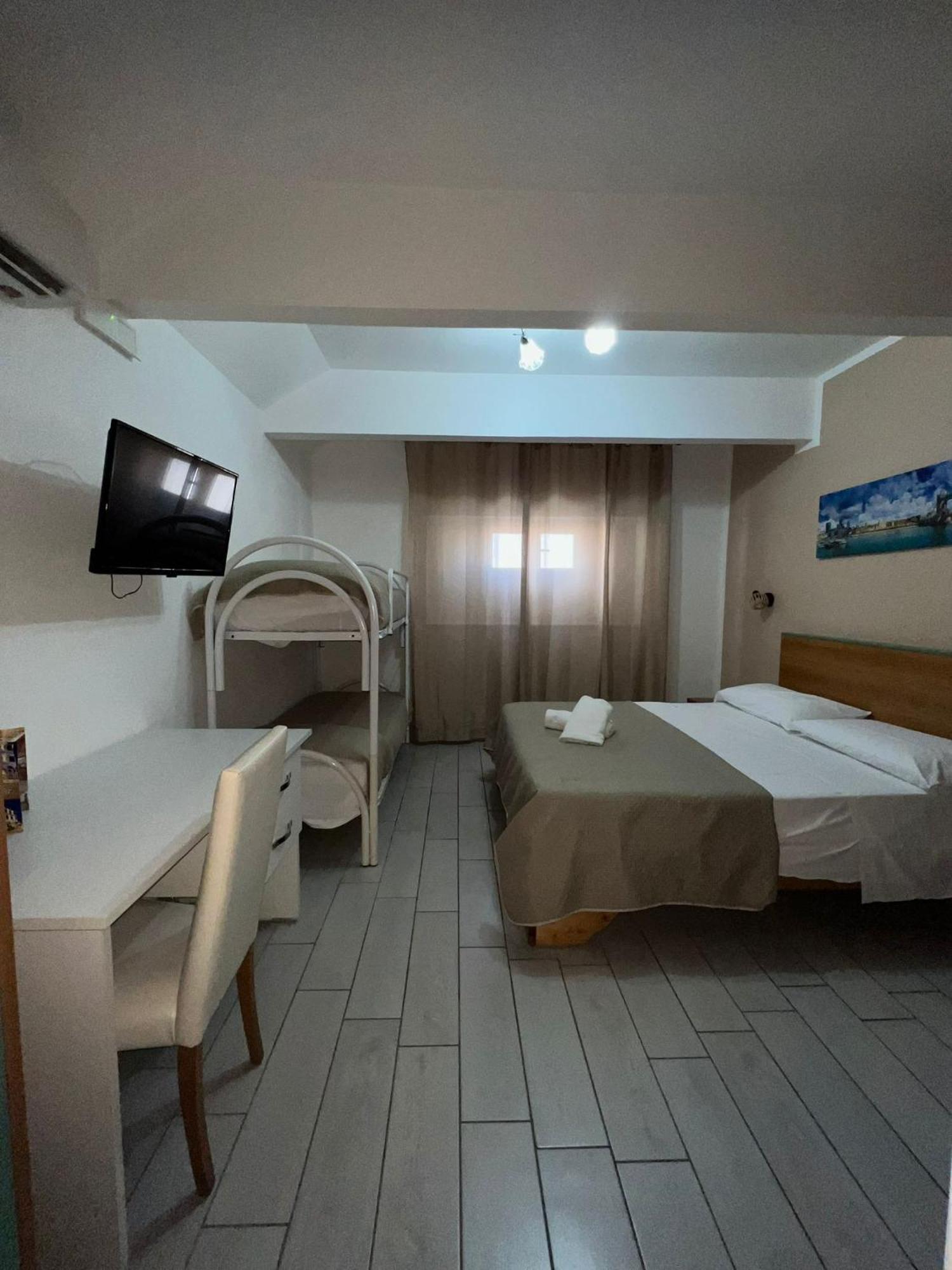 โรงแรมมาร์ตินี Casavatore ภายนอก รูปภาพ